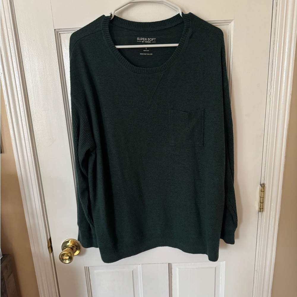 Torrid Super Soft Size 1 Sleep Sweater. Dark Green - NWOT